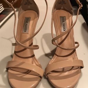 Steve Madden Pumps
